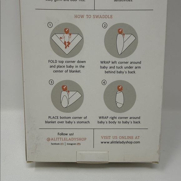 A Little Lady Shop Swaddle Blanket - Orange and Pink and White 100% organic - Picture 4 of 5